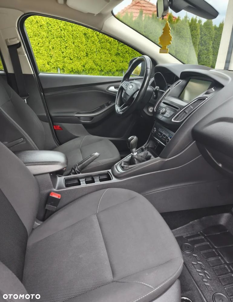 Ford Focus 1.0 EcoBoost Titanium - 14