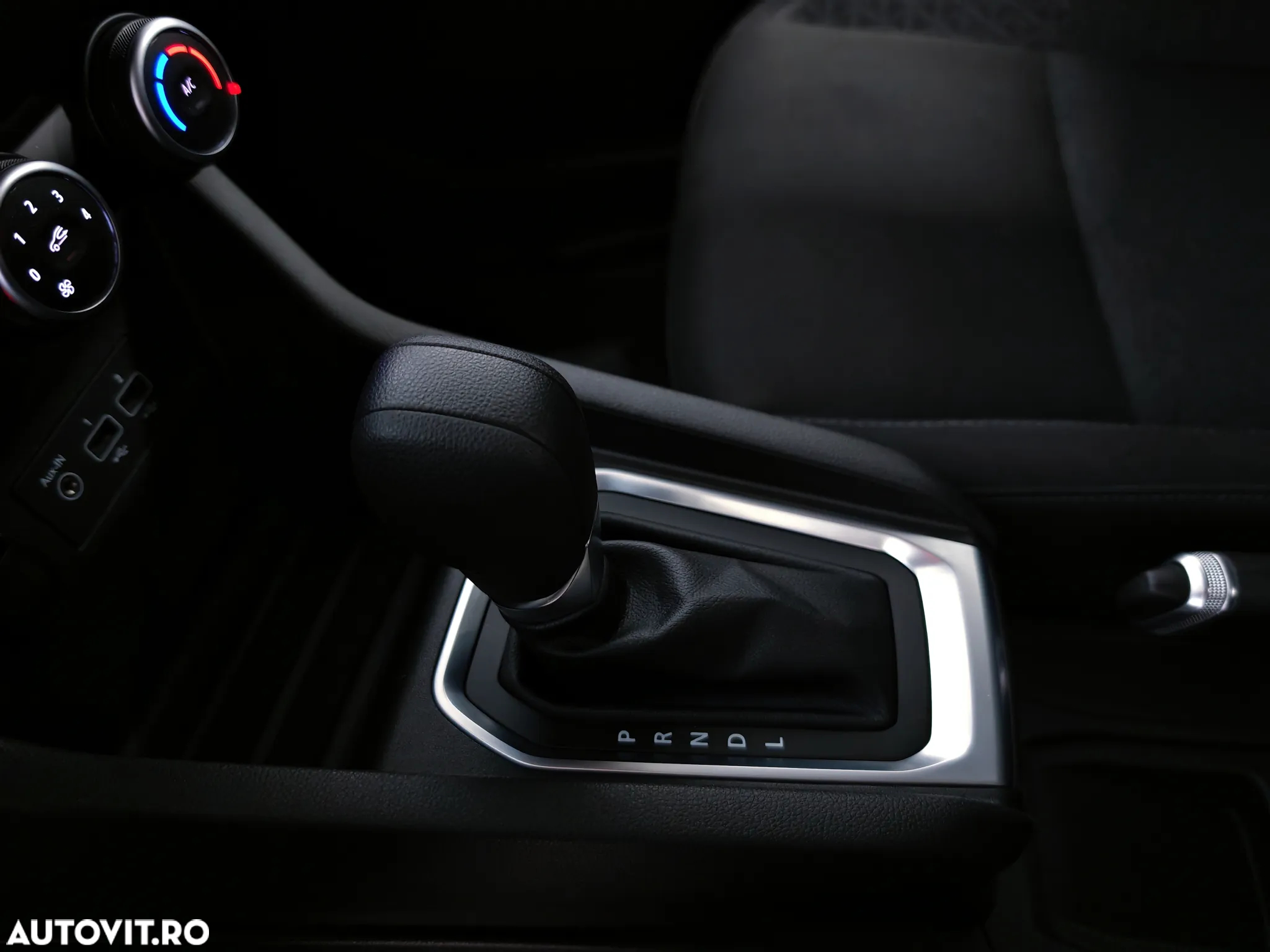 Renault Clio TCe 90 CVT TECHNO - 20