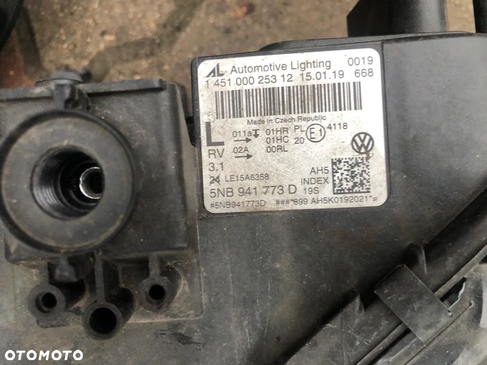 Reflektor Przód strona prawa Volkswagen Tiguan 5NB941774B 5NB941773B - 6