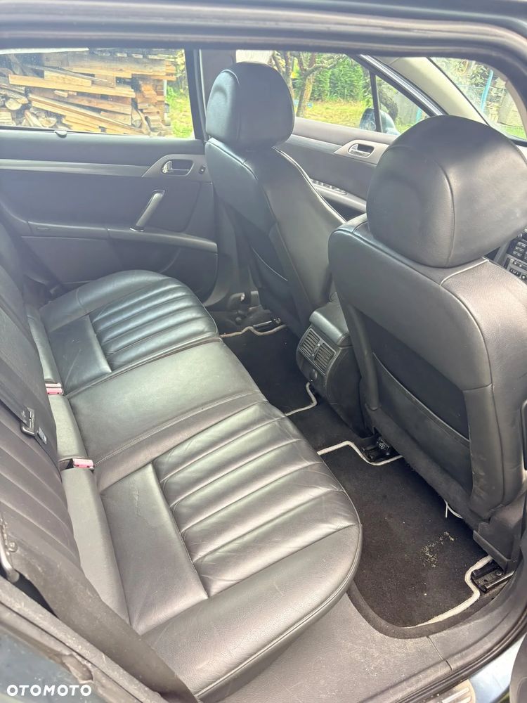 Peugeot 407 - 26