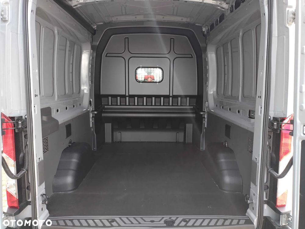 Ford Transit V363 - 4