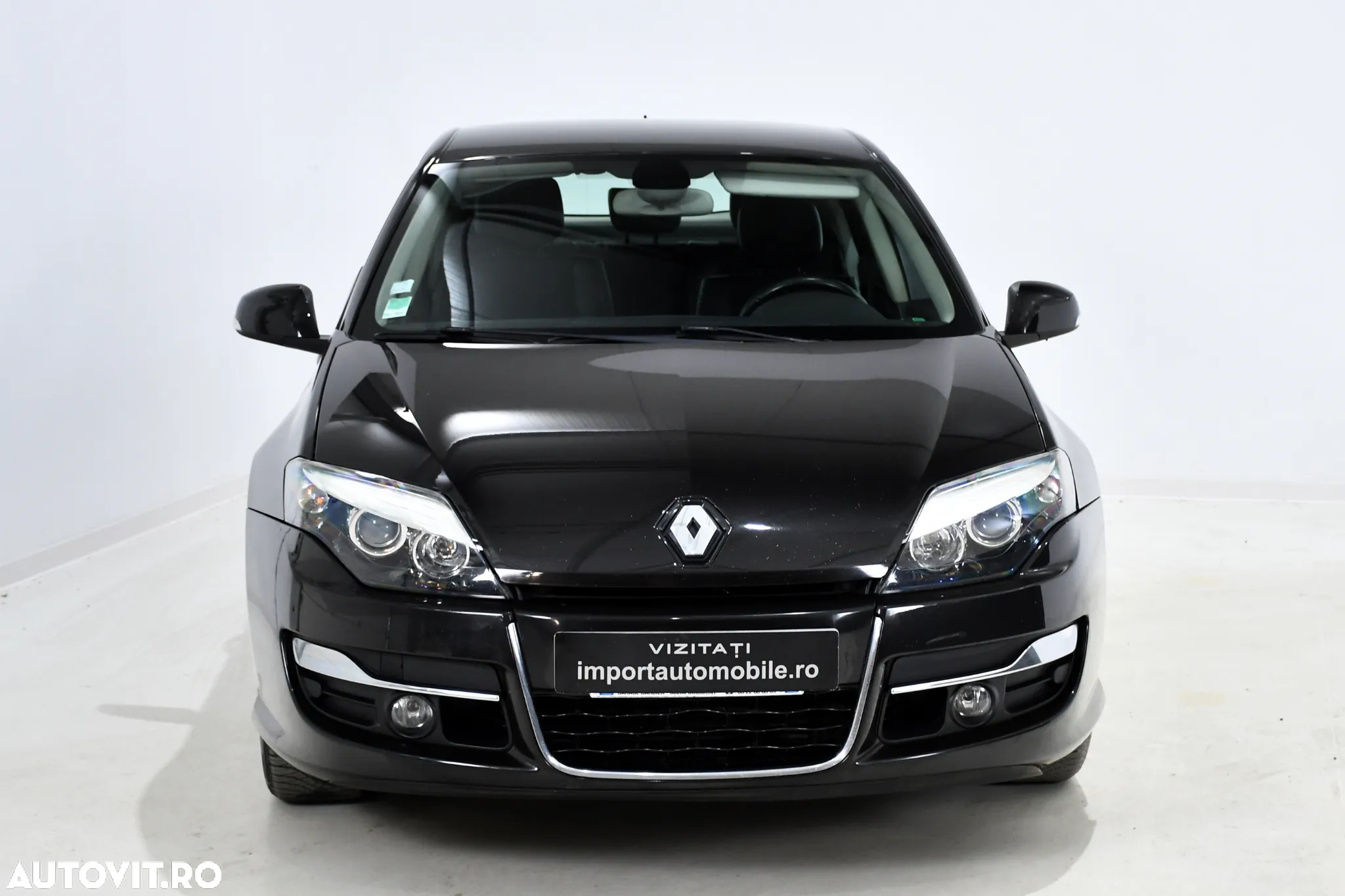 Renault Laguna 2.0 dCi FAP Expression - 8