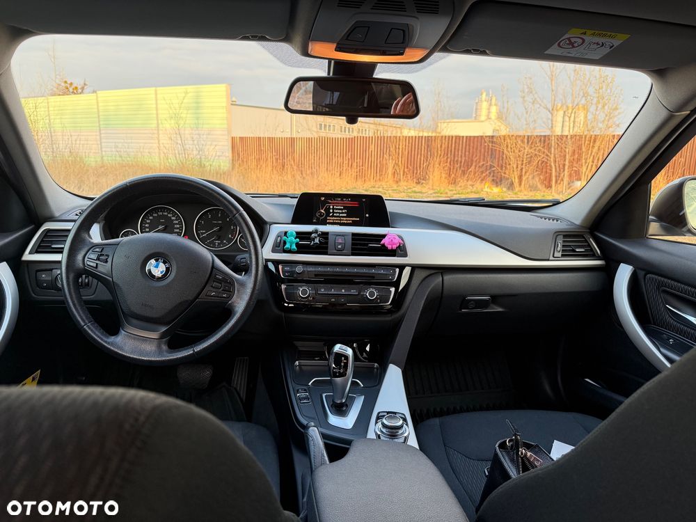 BMW Seria 3 - 8