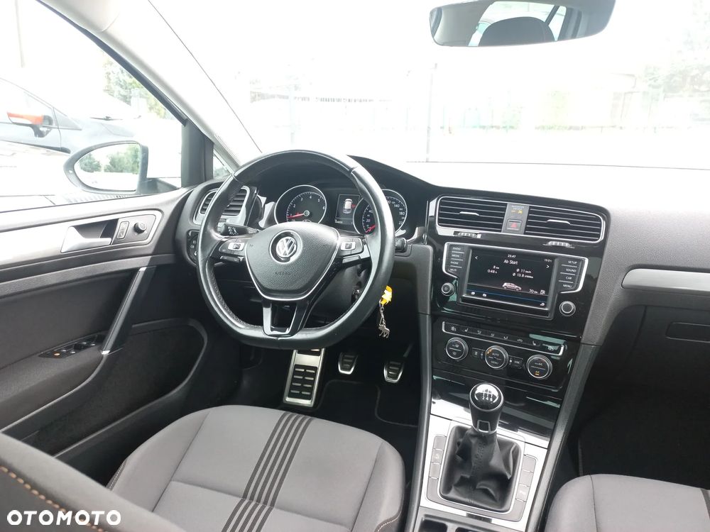 Volkswagen Golf 1.4 TSI BlueMotion Technology Allstar - 27