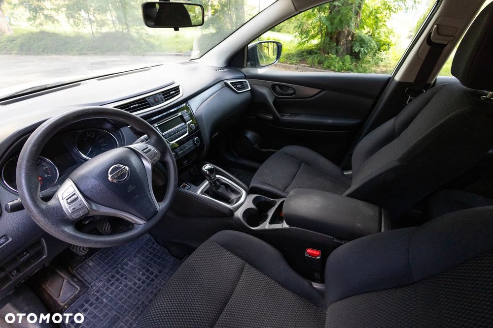 Nissan Qashqai 1.2 DIG-T Visia - 13
