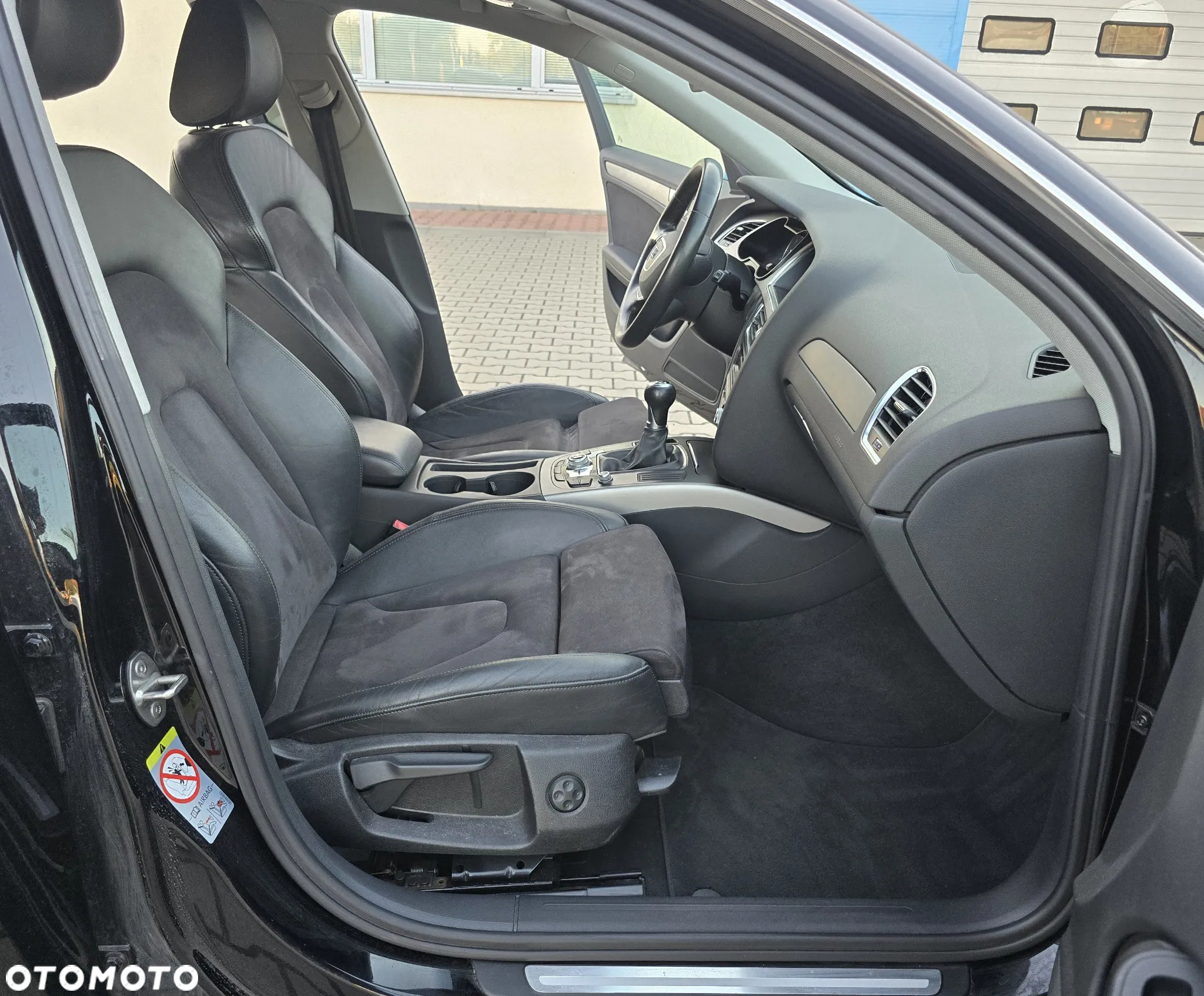 Audi A4 Avant 2.0 TDI DPF Ambition - 16