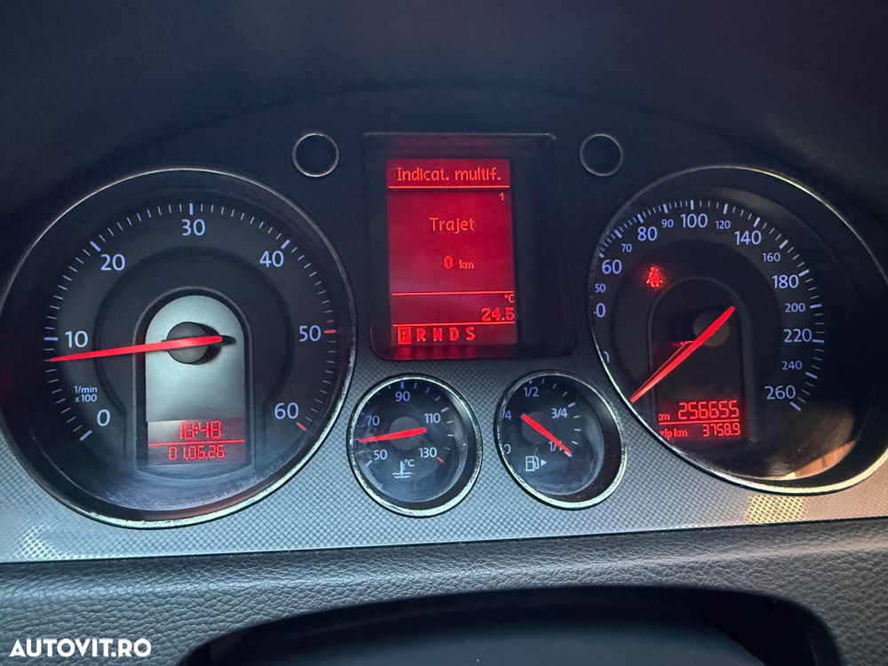 Volkswagen Passat - 3