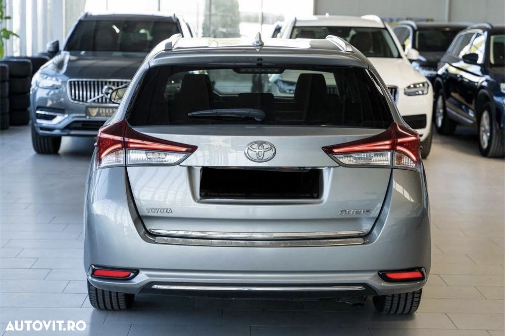 Toyota Auris 1.6 D-4D Comfort - 10