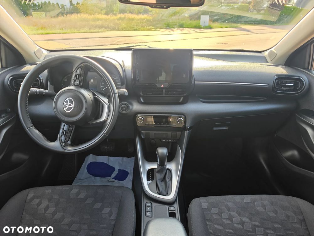 Toyota Yaris Hybrid 1.5 Premiere Edition - 17