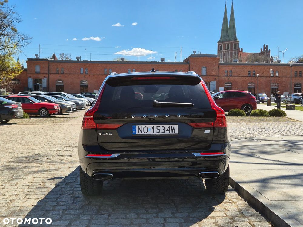 Volvo XC 60 T6 AWD Recharge Geartronic Inscription - 12
