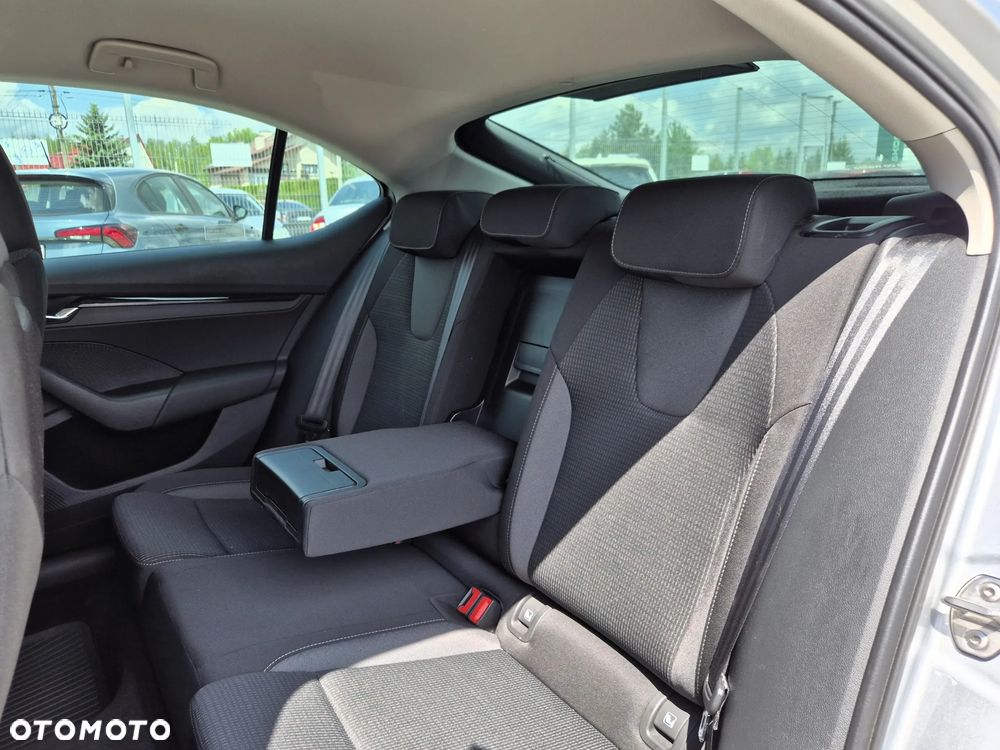 Skoda Octavia 2.0 TDI Ambition DSG - 16