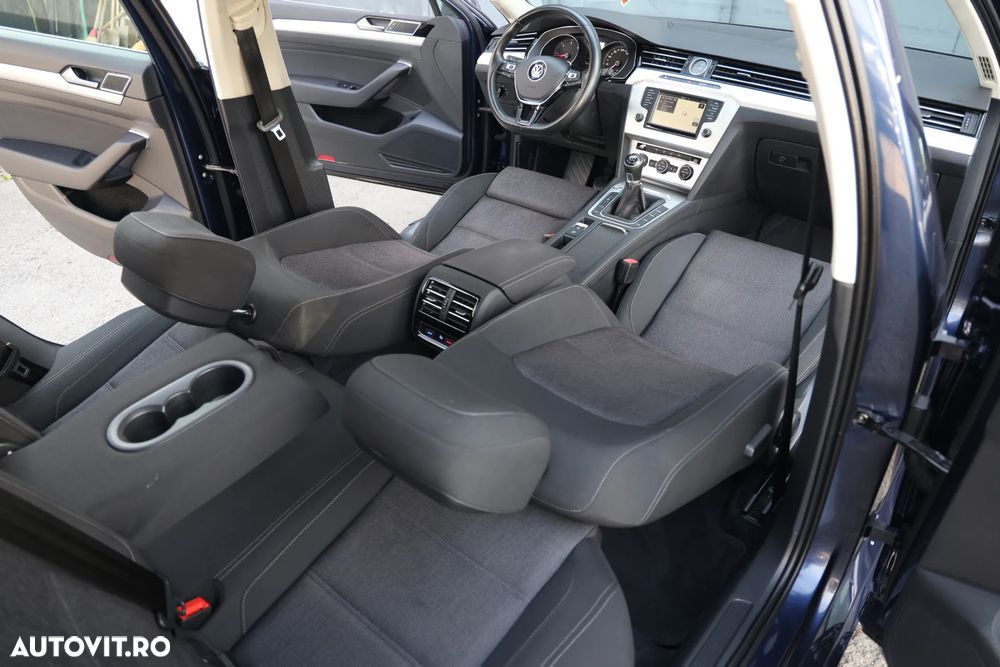 Volkswagen Passat 1.6 TDI (BlueMotion Technology) Comfortline - 16