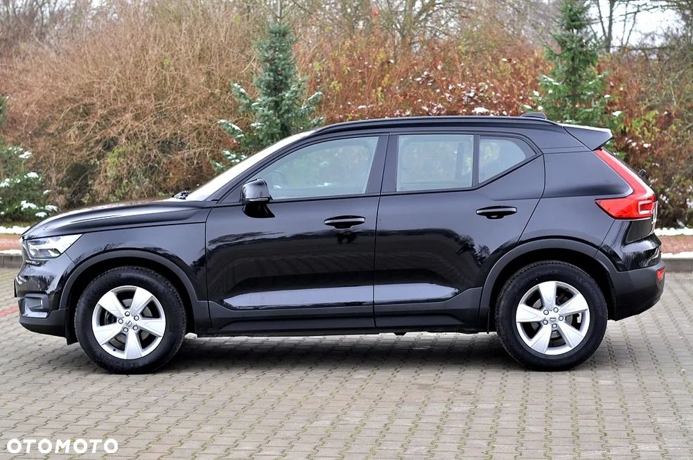 Volvo XC 40 T3 Momentum Pro - 8