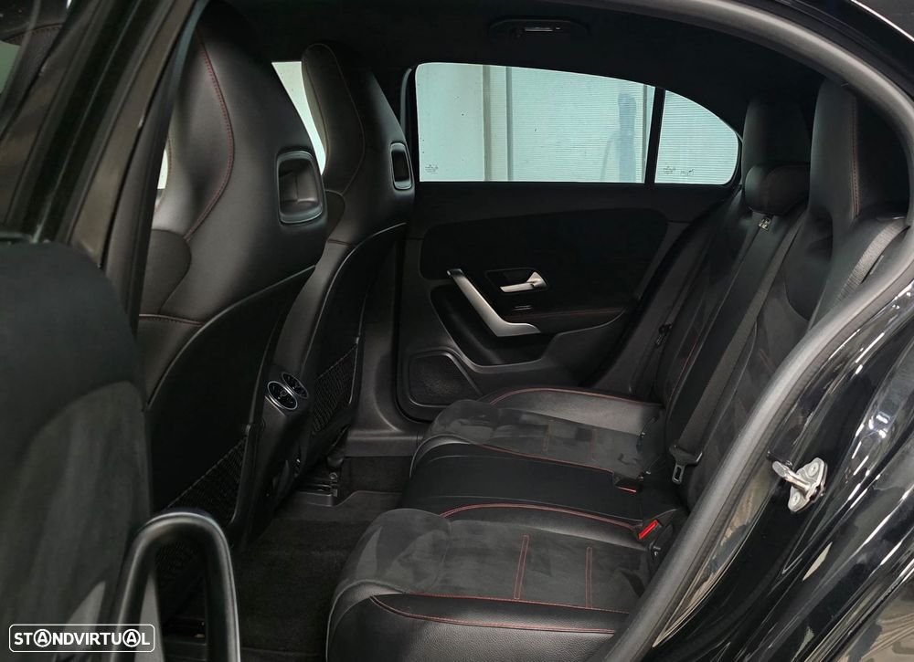 Mercedes-Benz A 180 d AMG Line - 18