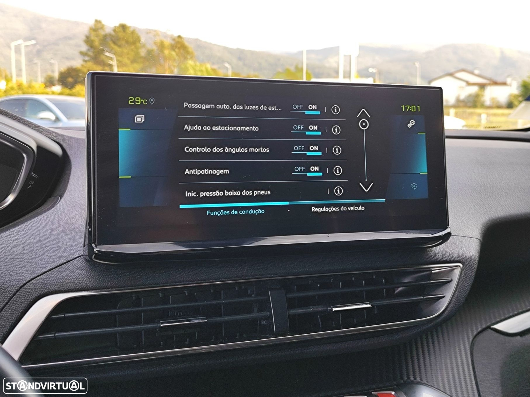 Peugeot 3008 1.6 Hybrid Allure e-EAT8 - 17