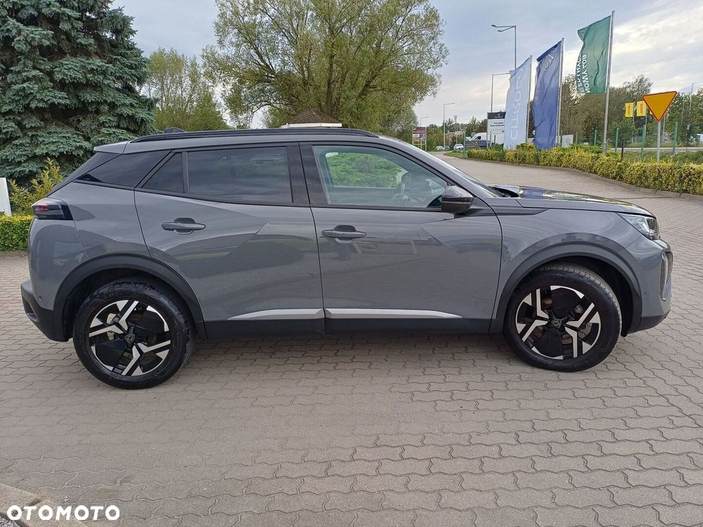 Peugeot 2008 - 8