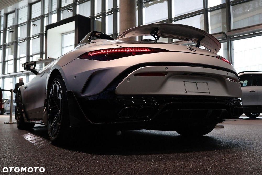 Mercedes-Benz AMG GT - 9