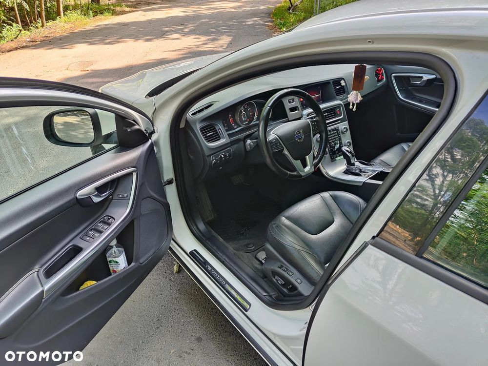 Volvo S60 T5 Drive-E Momentum - 15