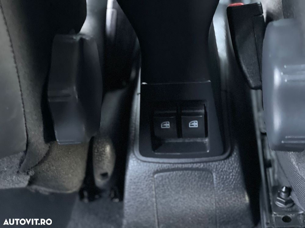 Dacia Logan MCV TCe 90 S&S Prestige - 14