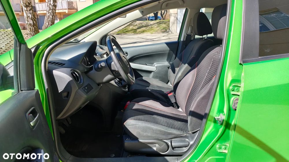 Mazda 2 1.3 Navi + - 15