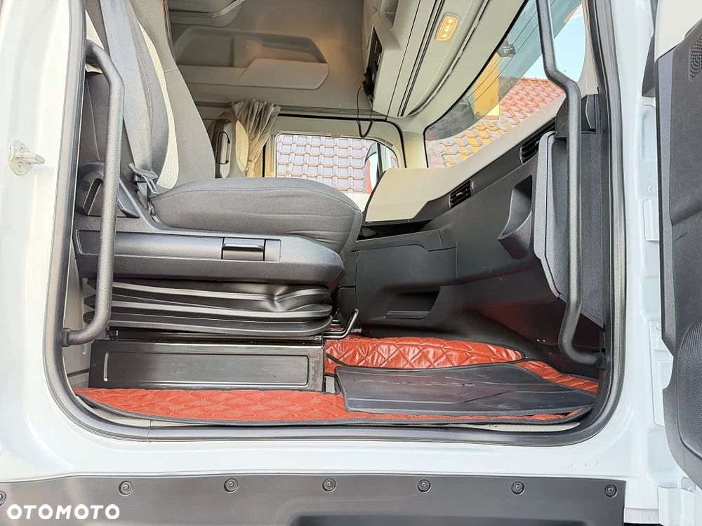 Ford F-MAX 500 / STANDARD / 2023 / KRAJOWY / MAŁY PRZEB./ RETARDER / OKAZ / FULL LED / B.ZADBANY / STAN FABRYCZNY / SALON POLSKA / - 17