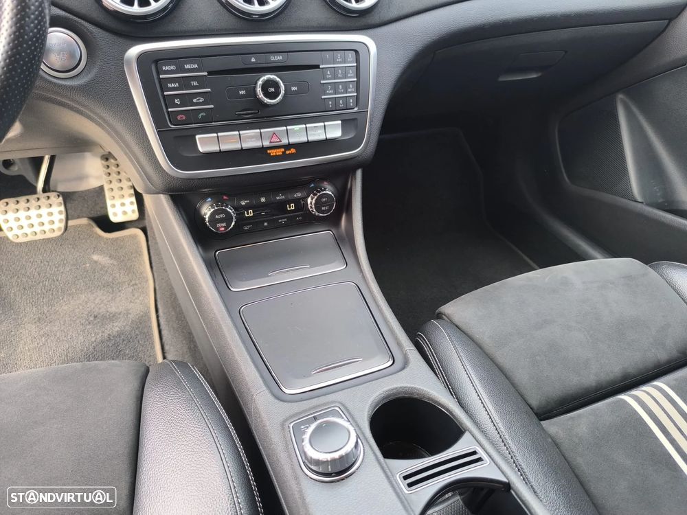 Mercedes-Benz A 180 d 7G-DCT AMG Line - 43