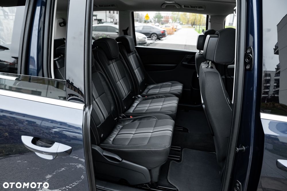 Volkswagen Sharan 2.0 TDI DSG Blue Motion Match - 22