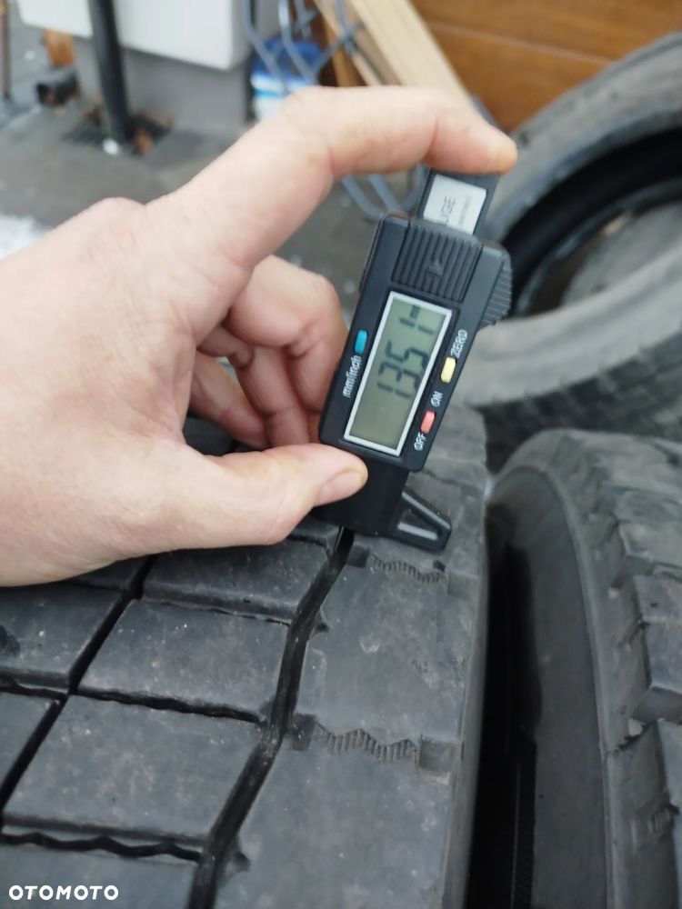 305/70R19.5 Continental HD3 4szt. Napędowe 90% bieżnika super stab. - 12