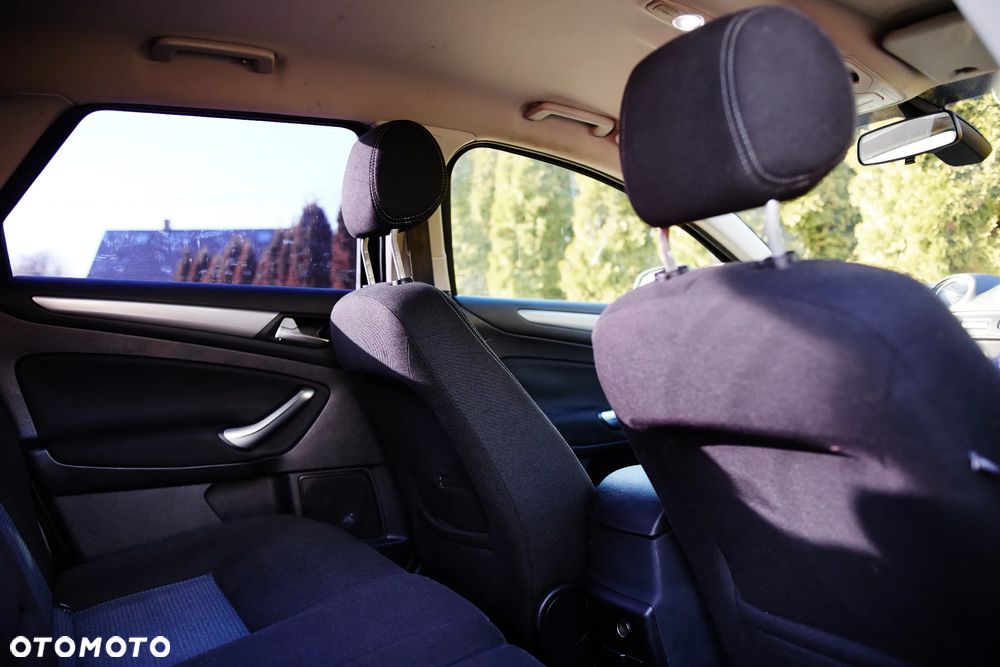 Ford Mondeo 2.0 TDCi Titanium - 28