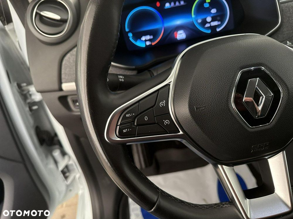 Renault Zoe - 25