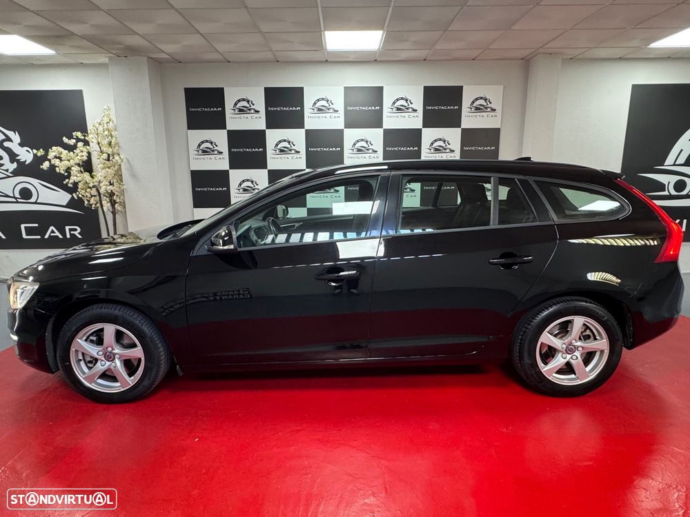Volvo V60 D2 Momentum - 4
