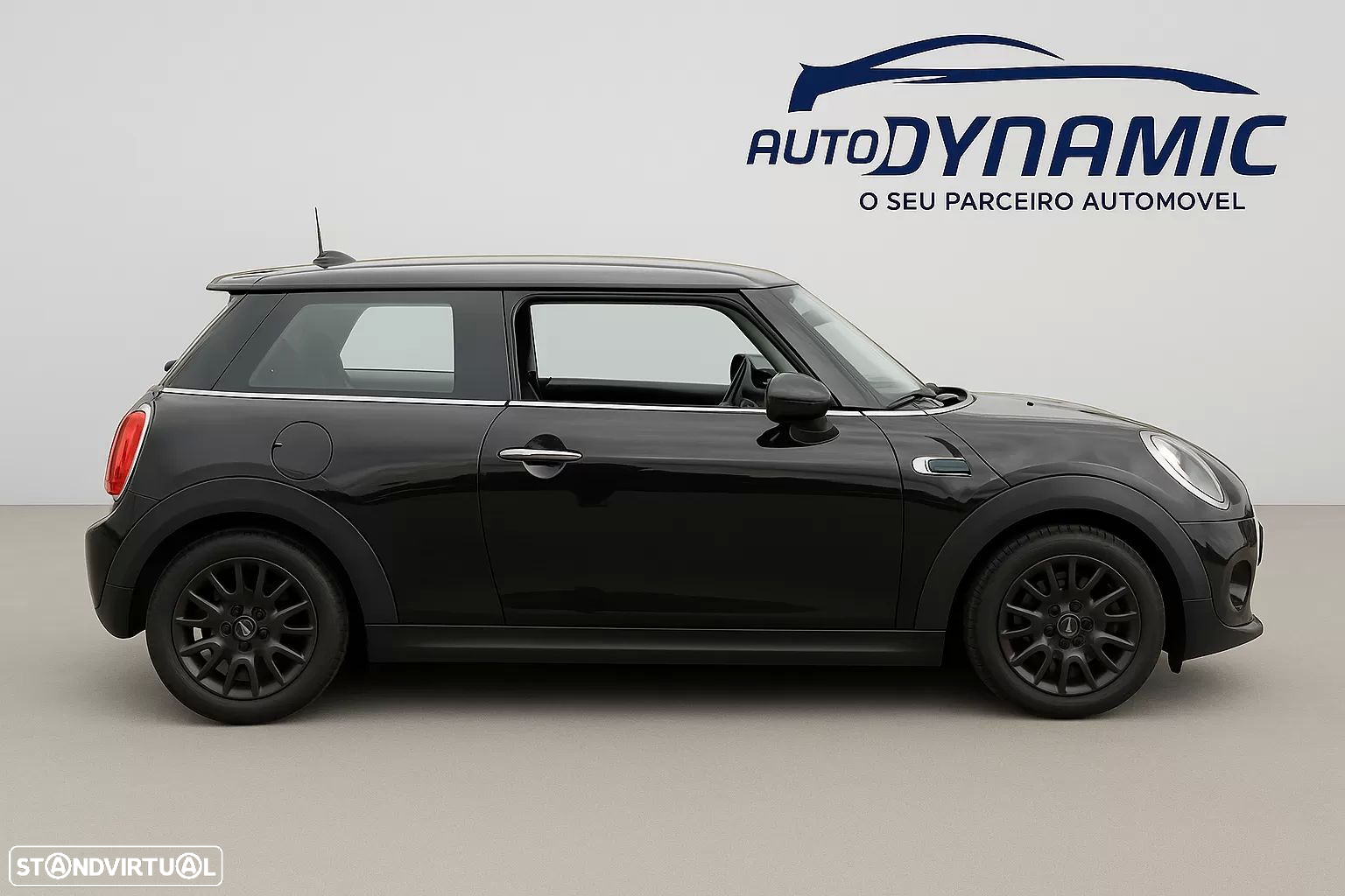 MINI 3 Portas Cooper D - 3
