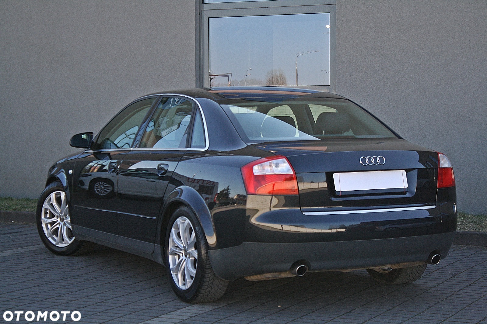 Audi A4 1.8T Quattro - 17