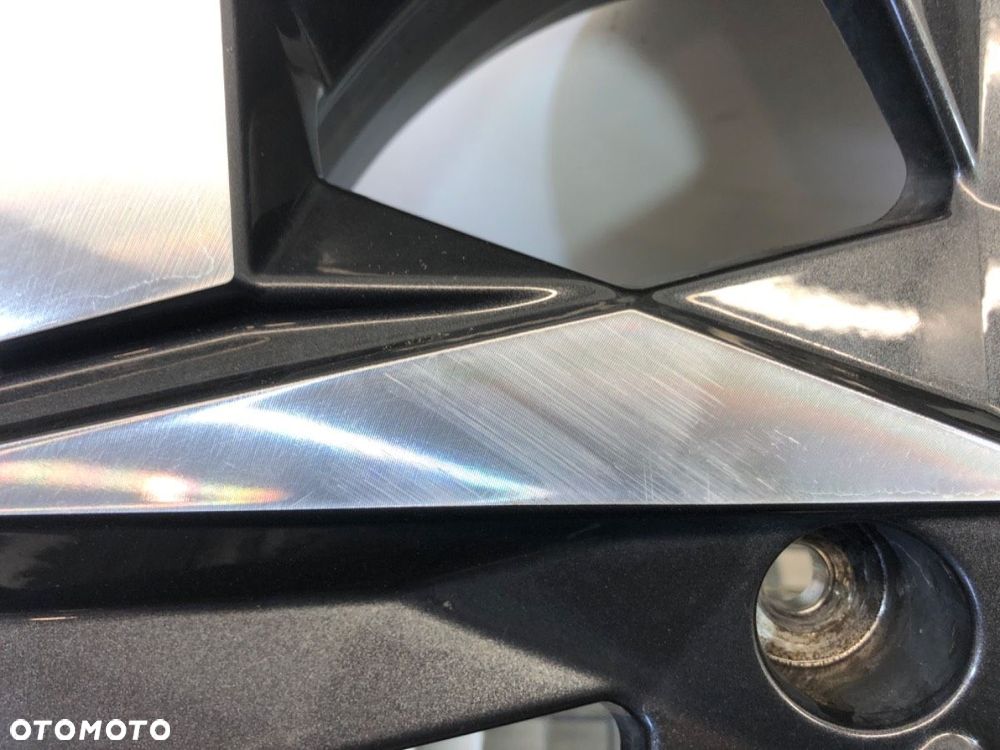 FELGA ALU 17 7J 5X114,3 66 ET 49  HYUNDAI   52910-AA310 - 2