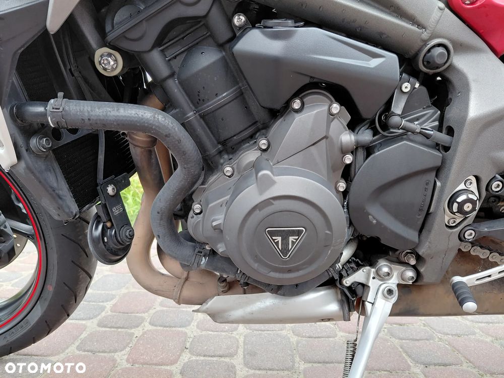 Triumph Street Triple - 22