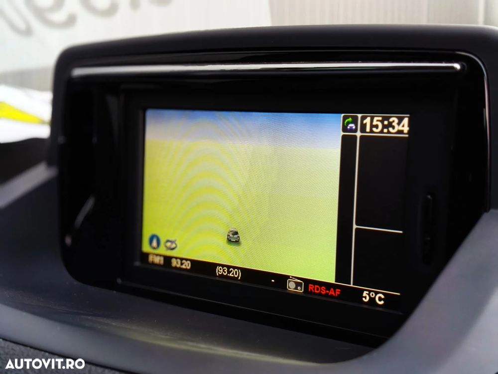 Renault Megane Grandtour ENERGY TCe 115 Start & Stop Bose Edition - 26