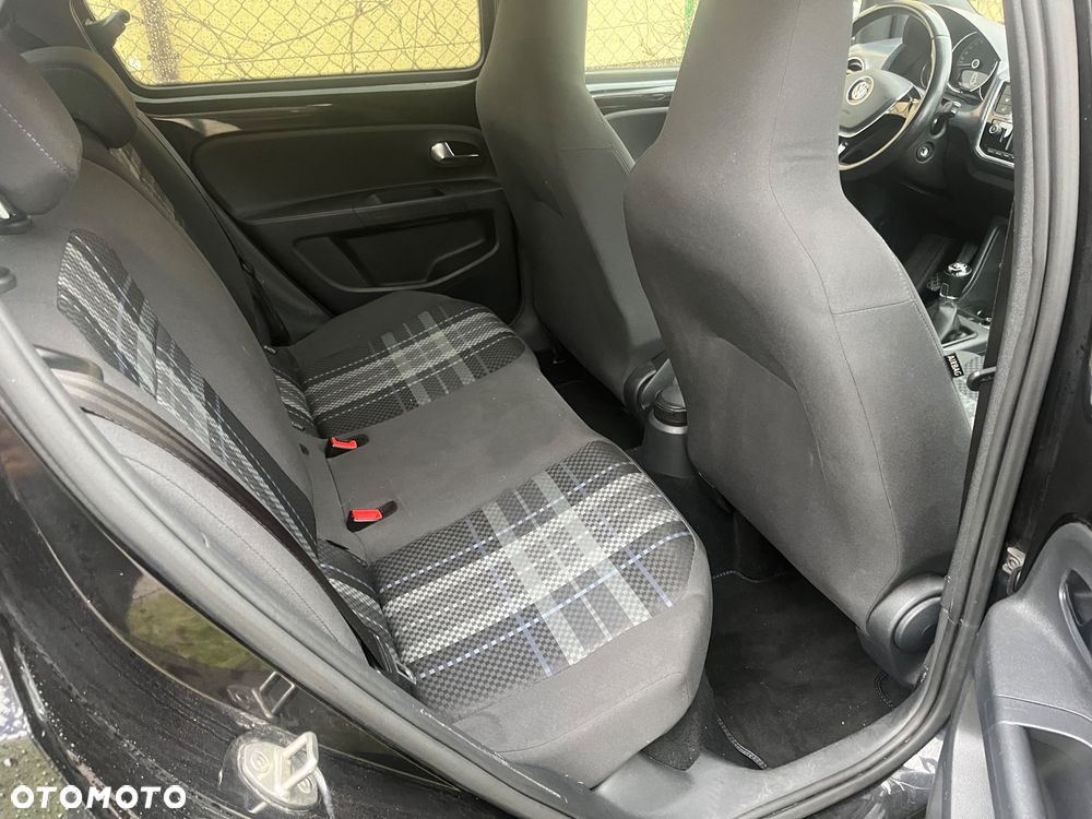 Volkswagen up! club - 11