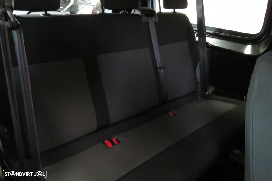 Opel Vivaro 1.5 CDTi L2H1 Essentia - 12