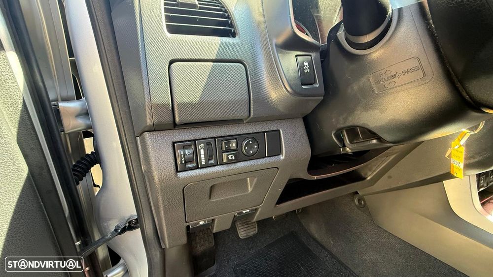 Isuzu D-Max 2.5 DTi CD 4WD LS Sport Edition - 10