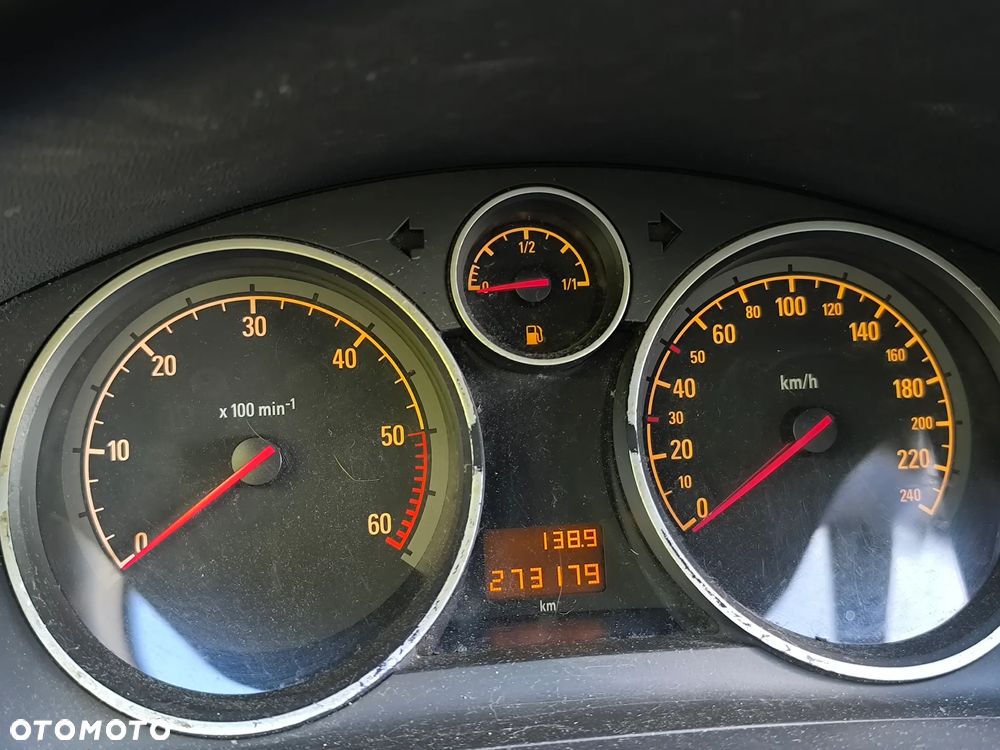 Opel Zafira - 4