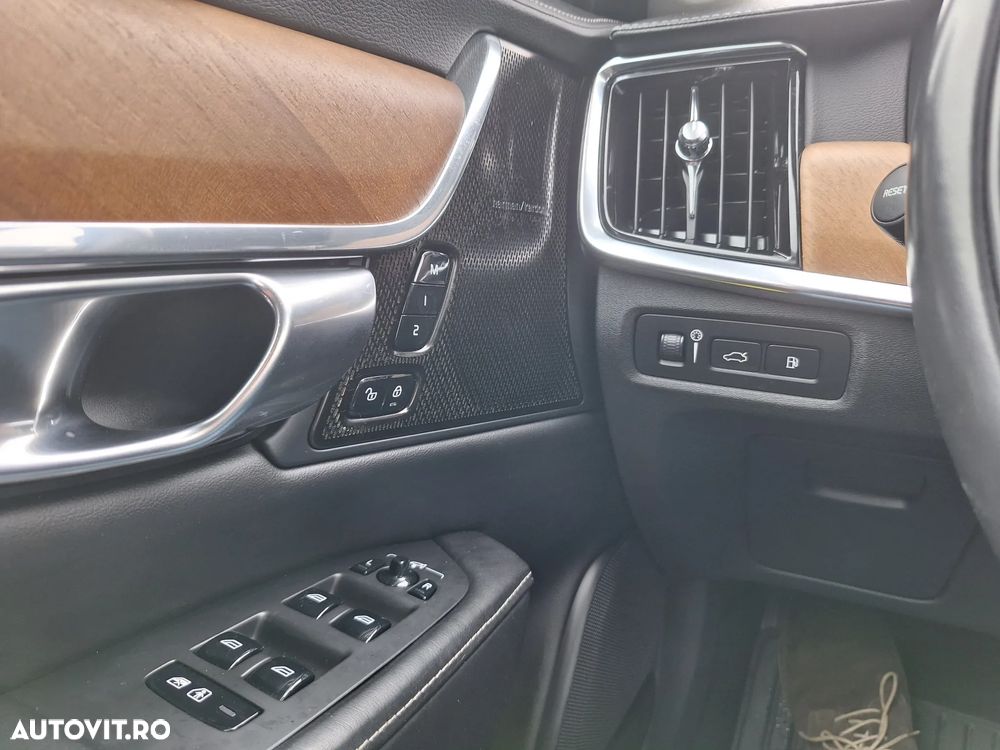Volvo S90 T8 Recharge AWD Geartronic Inscription - 31