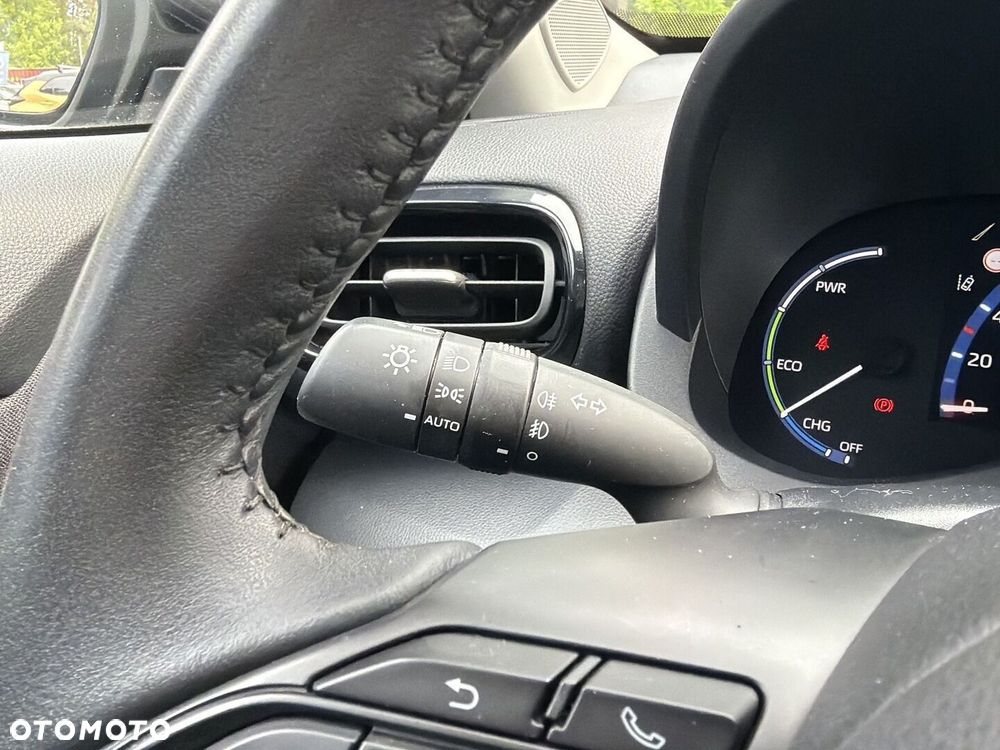 Toyota Yaris Cross Hybrid 1.5 Comfort - 17