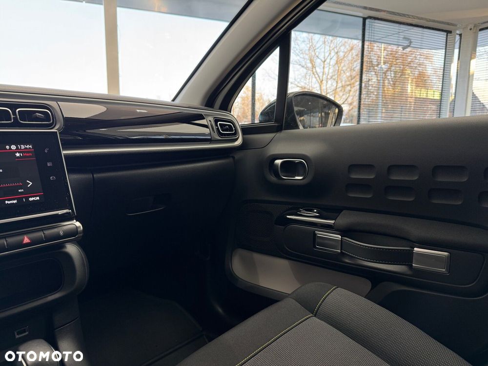 Citroën C3 1.2 PureTech Shine EAT6 - 27