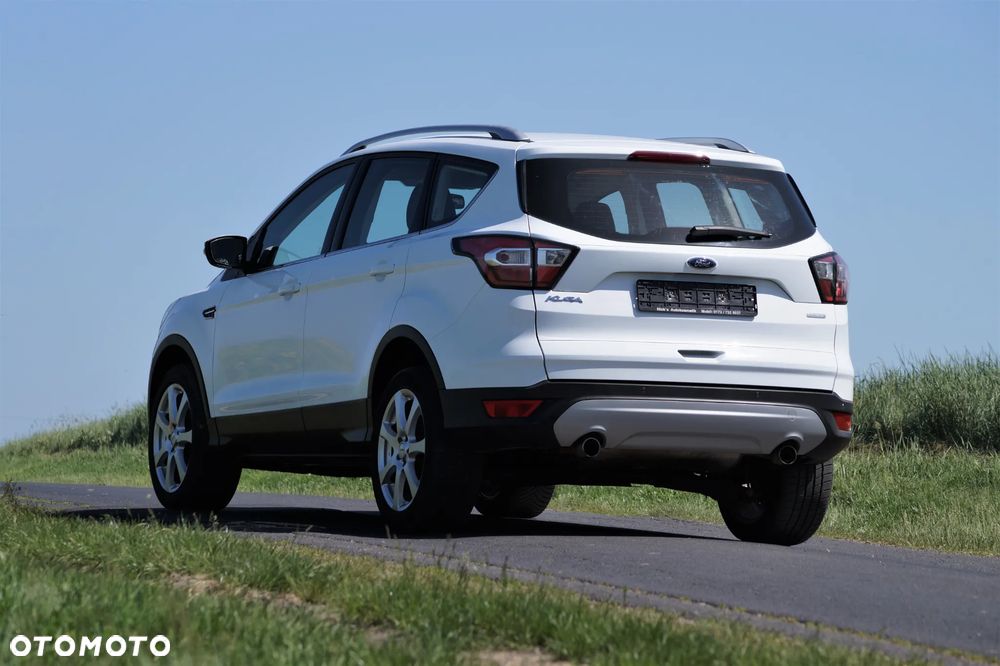 Ford Kuga - 11