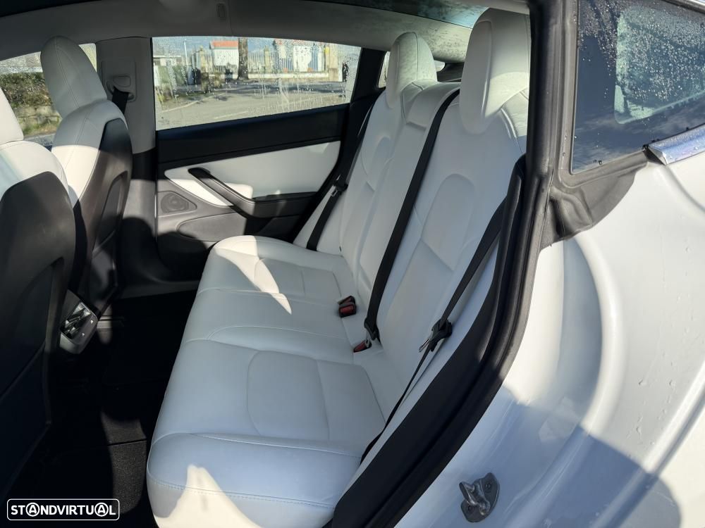 Tesla Model 3 Standard Range Plus RWD - 21