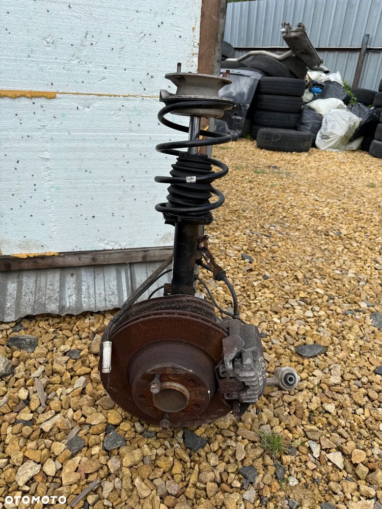 Zwrotnica do BMW e92 2.5 Benzyna