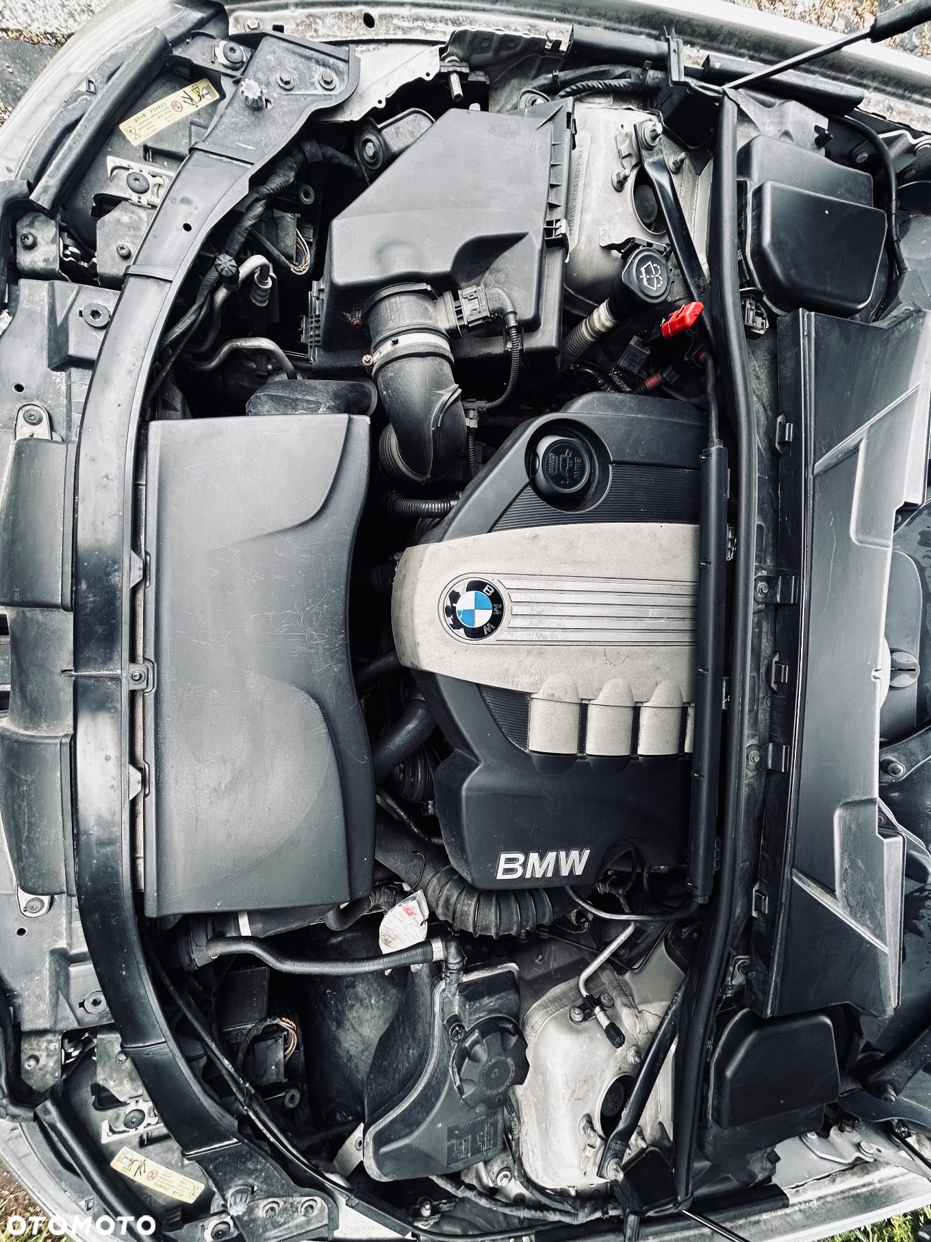 BMW Seria 3 318d DPF Touring - 11