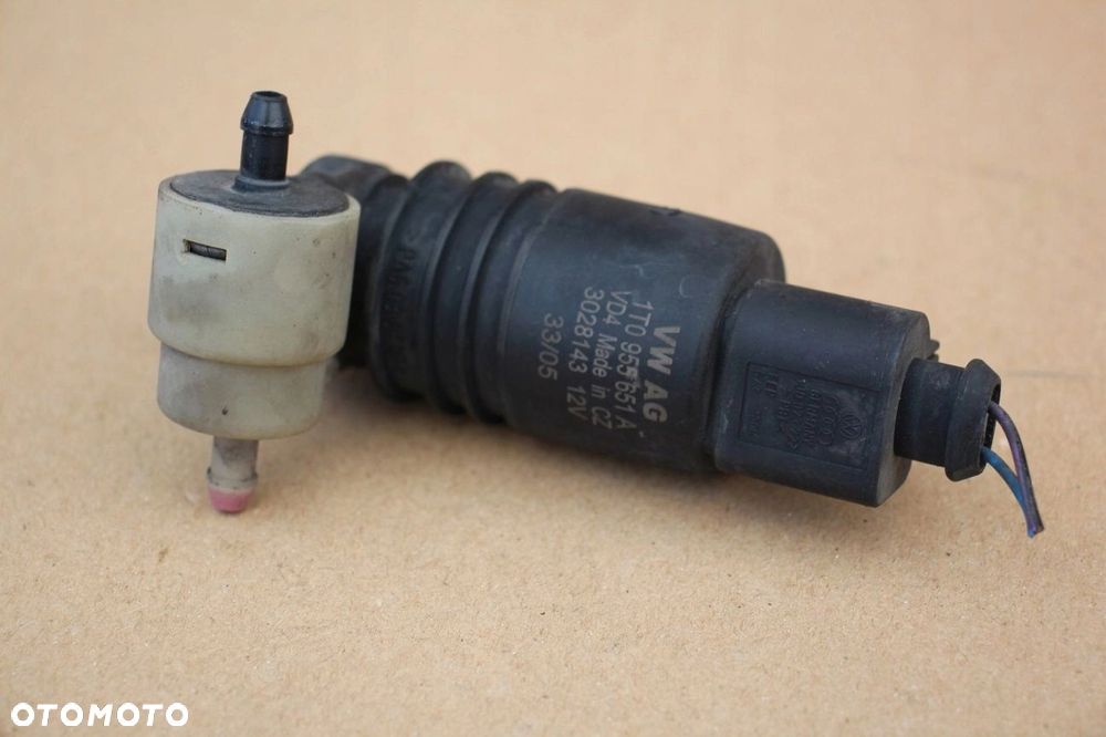 Pompka spryskiwaczy VW AUDI SKODA SEAT 1T0955651A - 1
