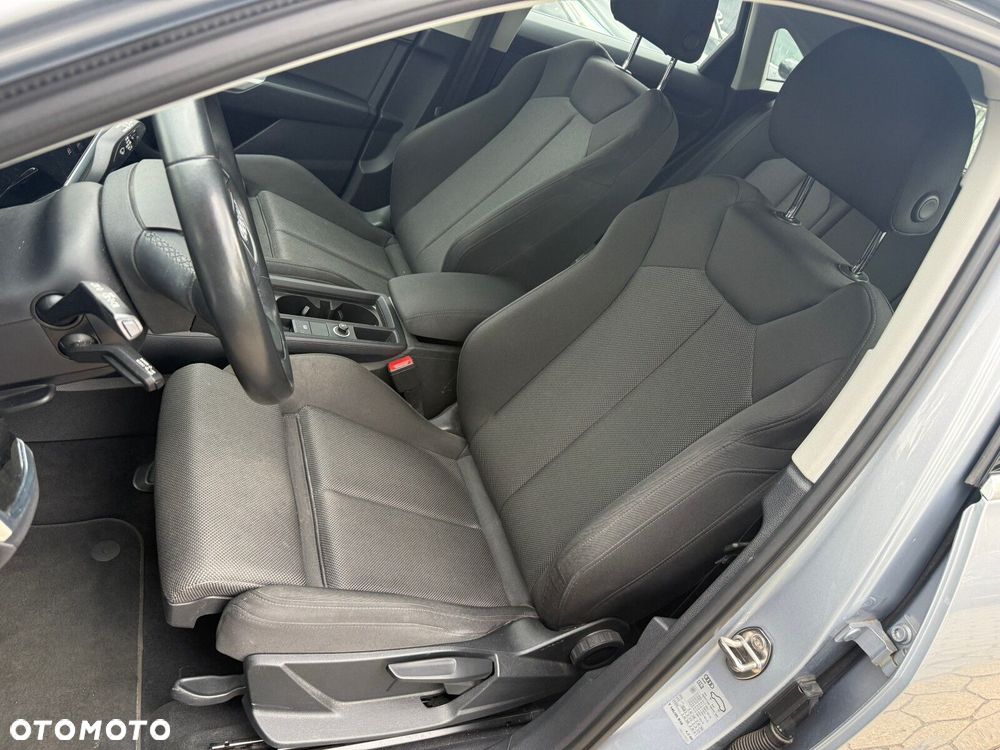 Audi Q3 Sportback - 23