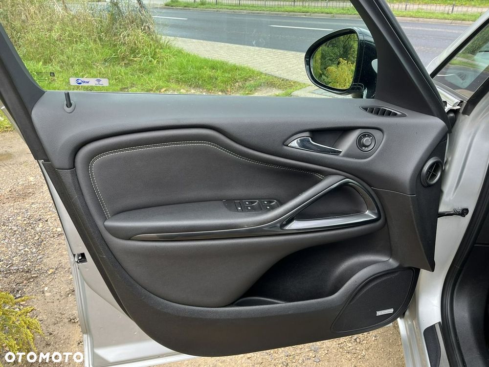 Opel Zafira - 15